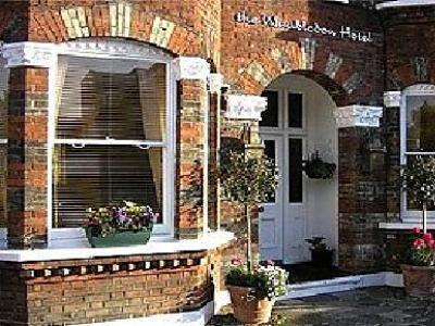The Wimbledon Couette-café 4*