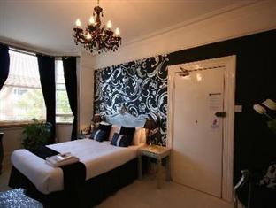 The Wimbledon Couette-café 4*